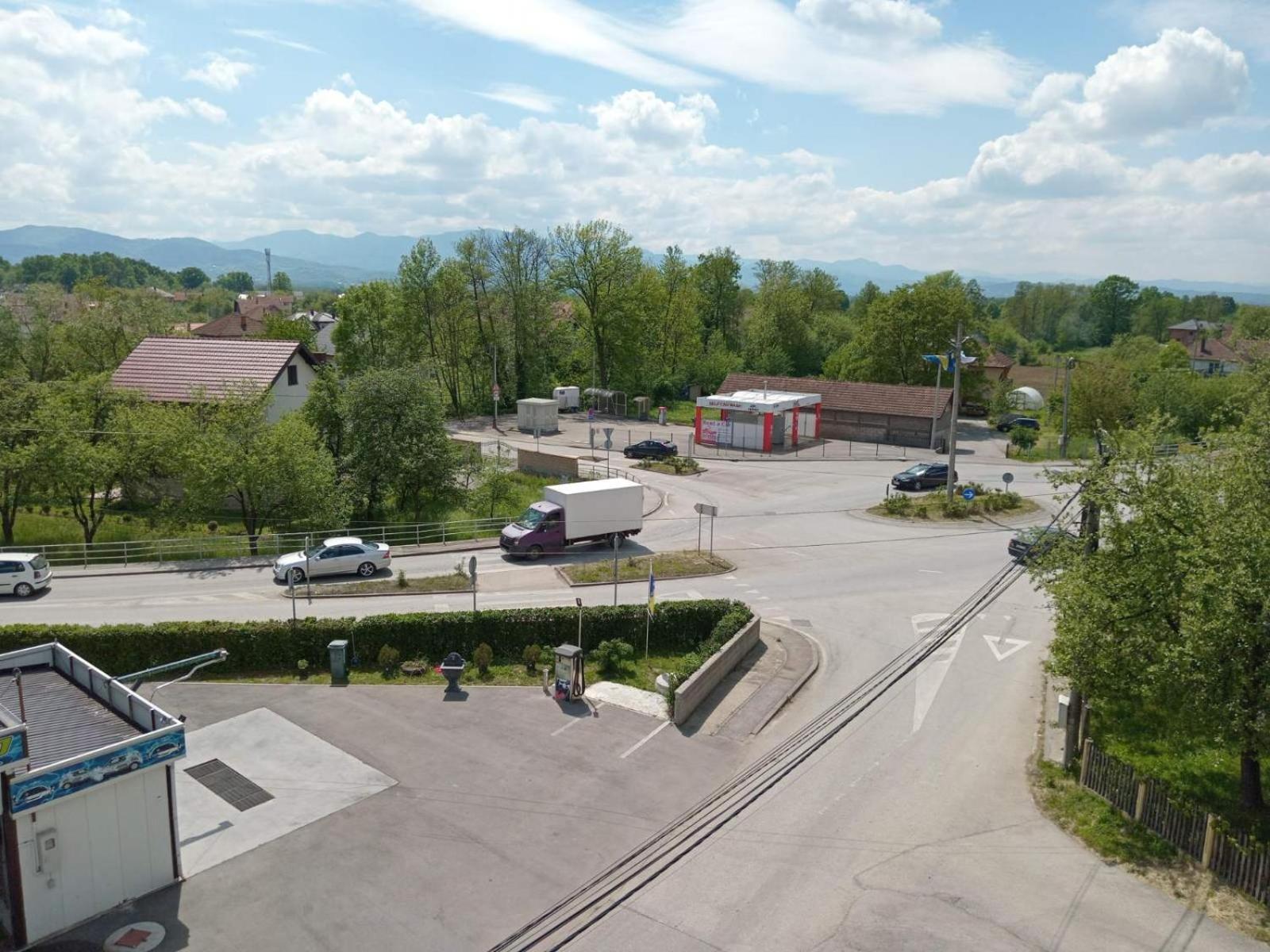Apartments Karic Aerodrom Tuzla Dubrave Gornje Exterior foto